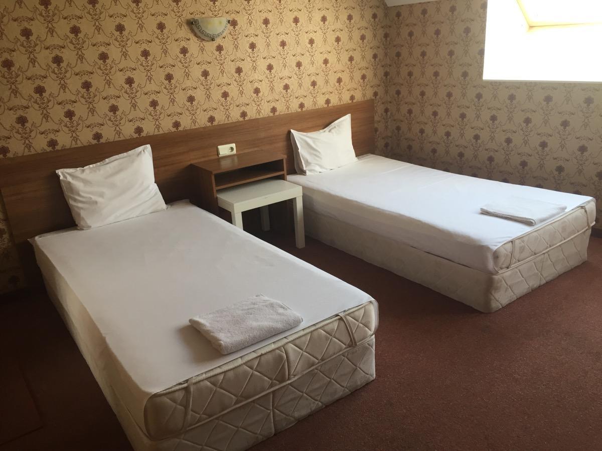 Irish Hotel ชูเมน ภายนอก รูปภาพ